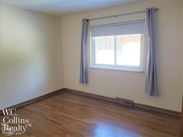 5575 Orion Road Rochester, MI 48306 - Photo 9 of 31