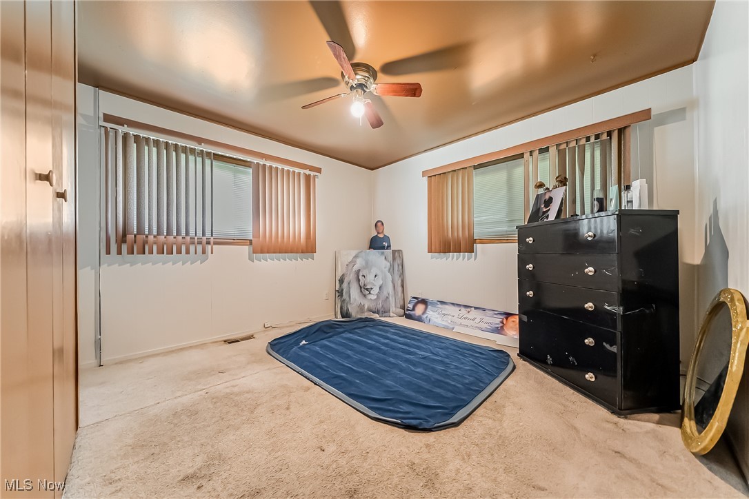 23340 Comstock Road Bedford, OH 44146 - Photo 31 of 44 Gallery Image 31