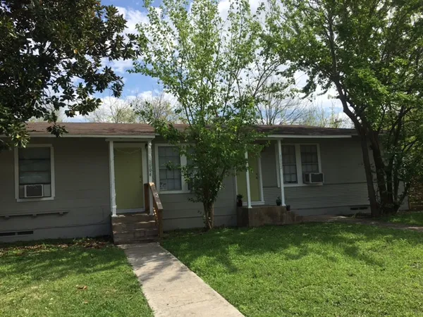 $800 | 1002 Haynes Street, San Marcos, TX 78666