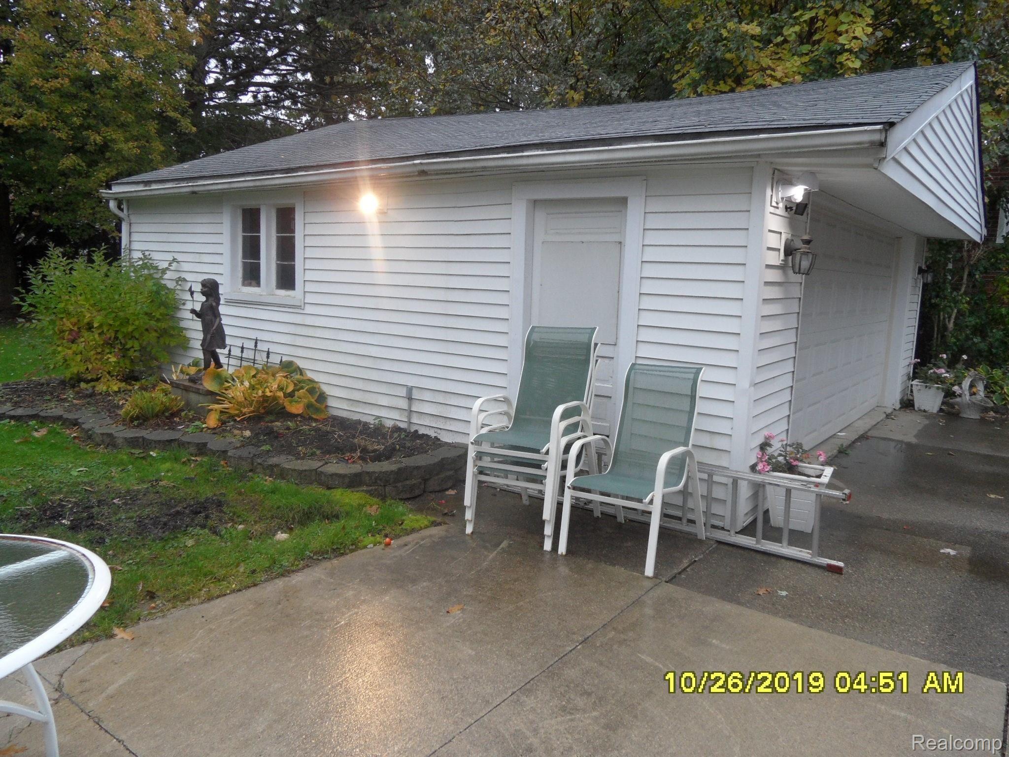 283 Riverside Drive Clinton Township, MI 48036 - Photo 7 of 29 SAM_0362.JPG