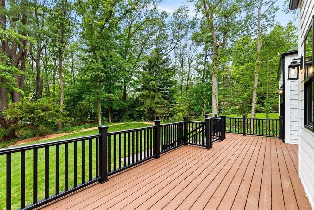 37 Philip Road Lexington, MA 02421 - Photo 22 of 23