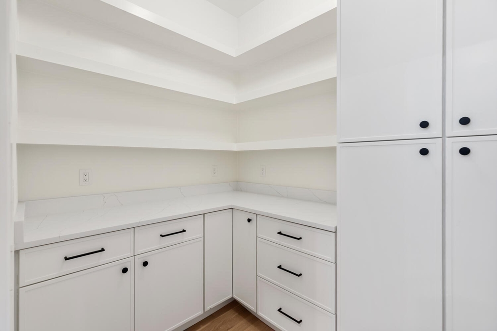 37 Philip Road Lexington, MA 02421 - Photo 7 of 23