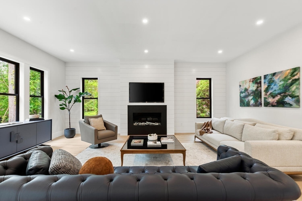 37 Philip Road Lexington, MA 02421 - Photo 9 of 23