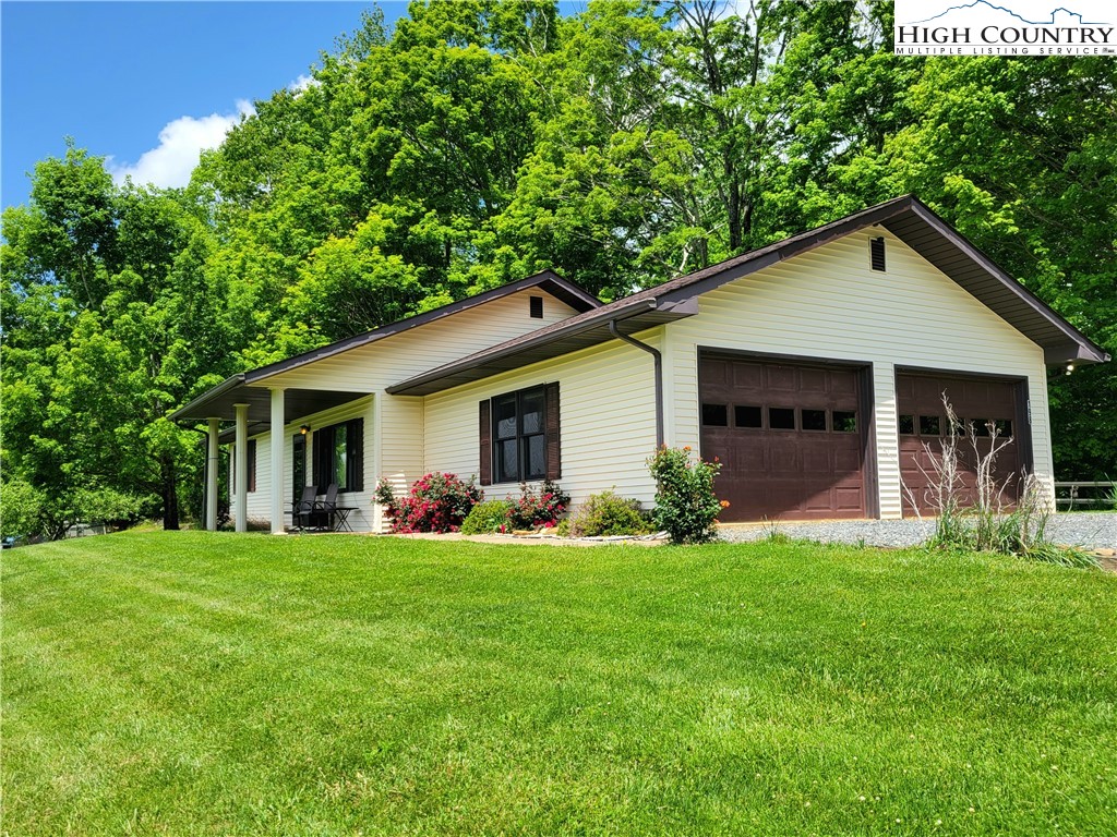 198 Lola Perry Road Zionville, NC 28698 - Photo 2 of 23 Gallery Image 2