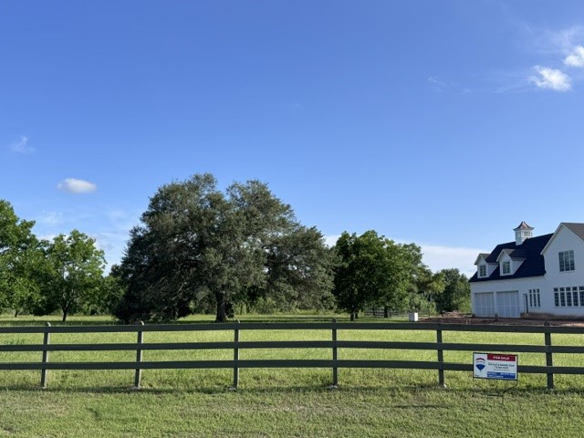 30934 Riverlake Road Fulshear, TX 77441 - Photo 5 of 21 a view of park with stairs