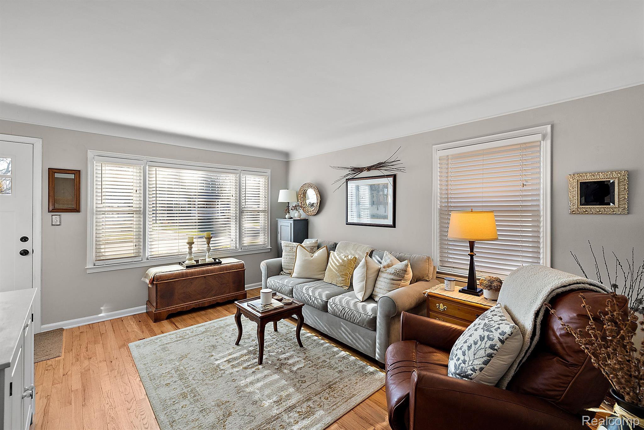 3328 Chester Road Royal Oak, MI 48073 - Photo 5 of 42 Gallery Image 5