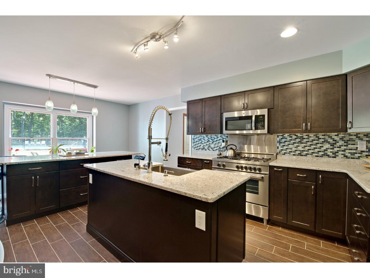 243 Atsion Road Medford, NJ 08055 - Photo 5 of 23 Gallery Image 5