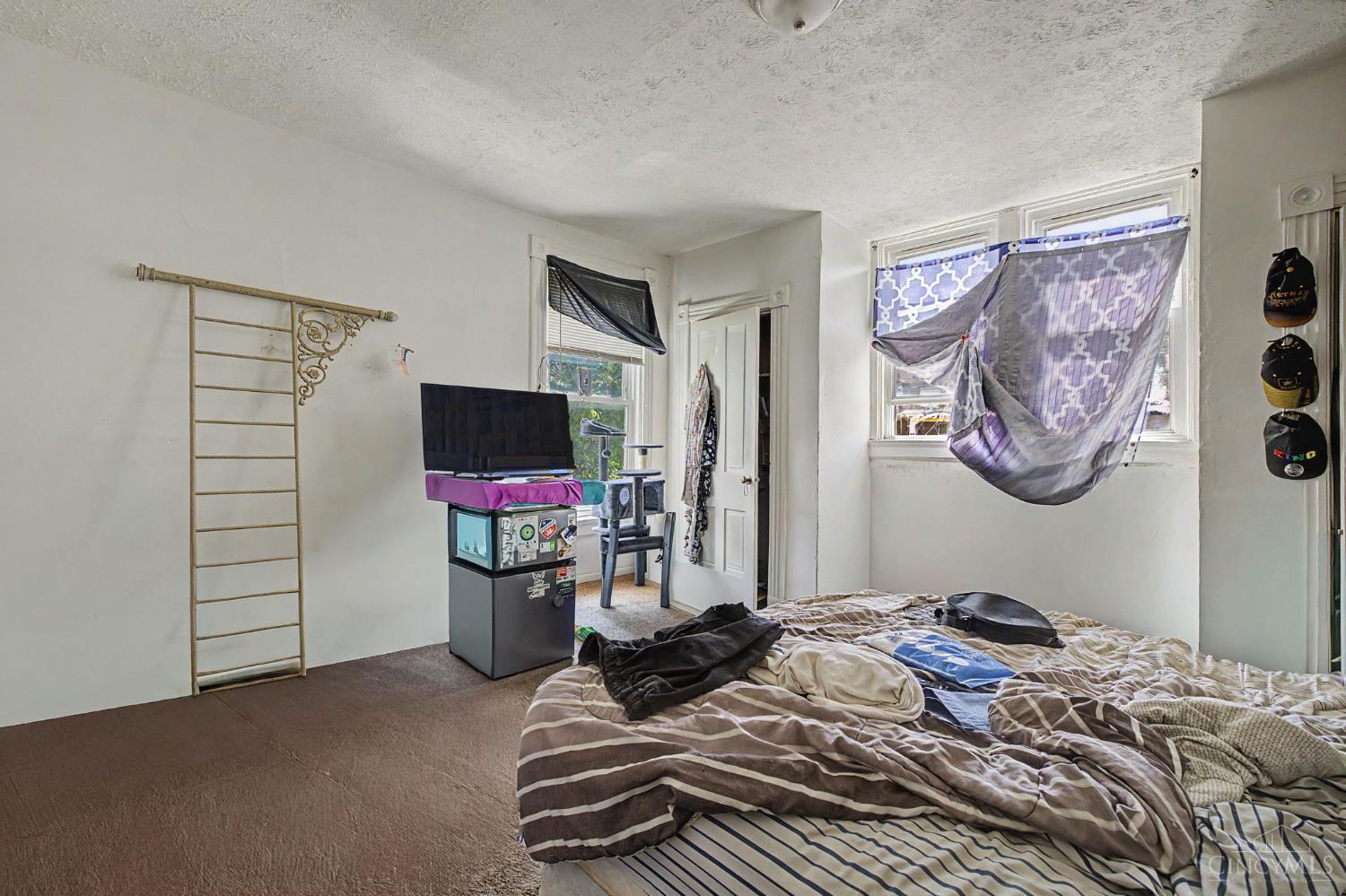 1246 Quebec Road Cincinnati, OH 45205 - Photo 25 of 40