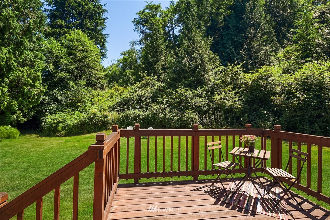 12919 Southwest Cemetery Road Vashon, WA 98070 - Photo 4 of 25