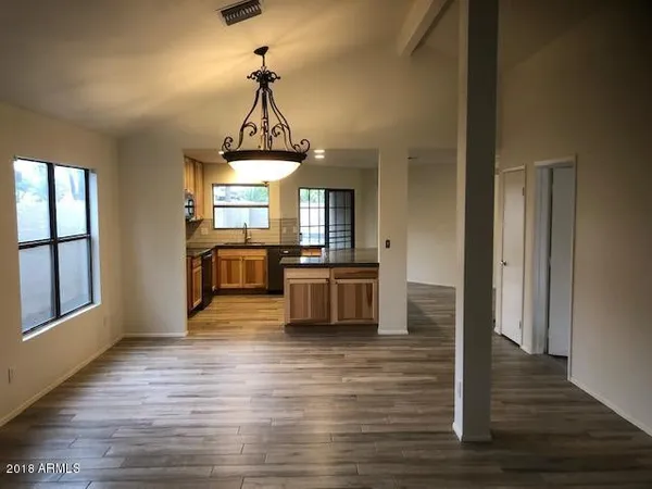 $2,250 | 4326 East Bannock Street, Phoenix, AZ 85044