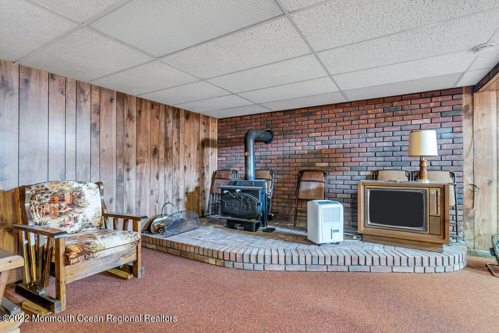 25 Spring Road Millstone Township, NJ 08510 - Photo 25 of 50 028_mjb05250