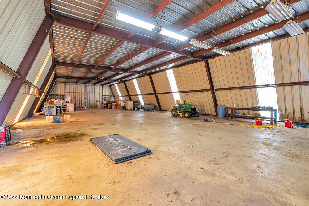 25 Spring Road Millstone Township, NJ 08510 - Photo 32 of 50 038_mjb05115