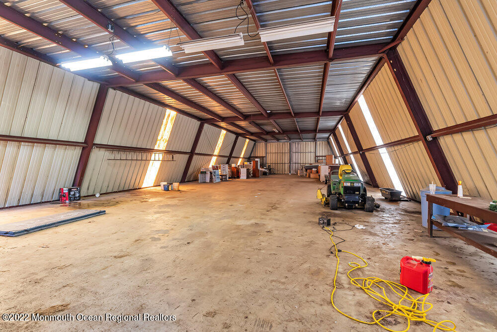 25 Spring Road Millstone Township, NJ 08510 - Photo 33 of 50 039_mjb05120