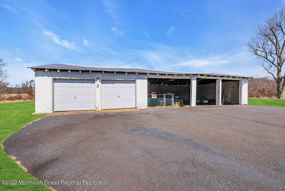 25 Spring Road Millstone Township, NJ 08510 - Photo 35 of 50 042_mjb05125-1