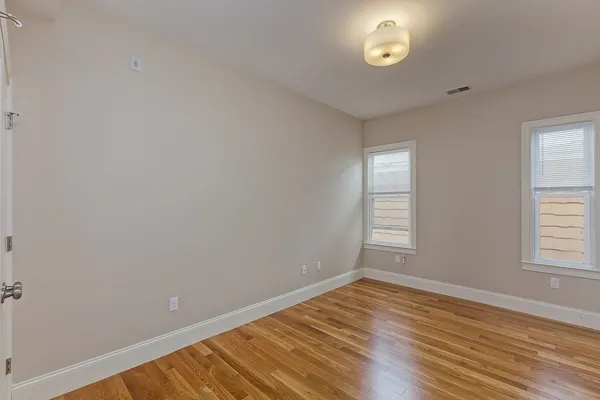$3,850 | 358 Meridian Street, Unit 2, Boston, MA 02128