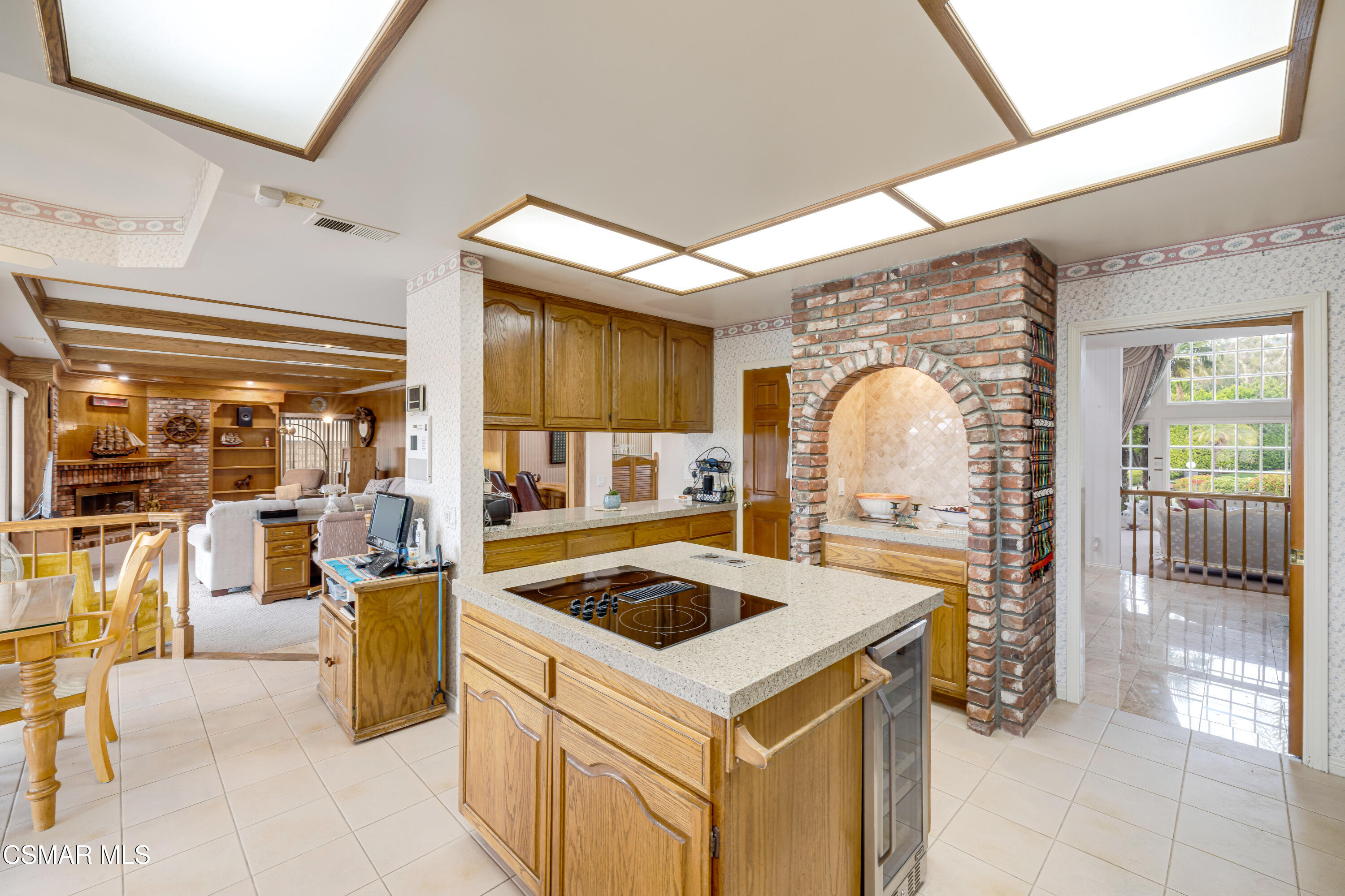 18128 Sandringham Court Porter Ranch, CA 91326 - Photo 17 of 60 kitchen