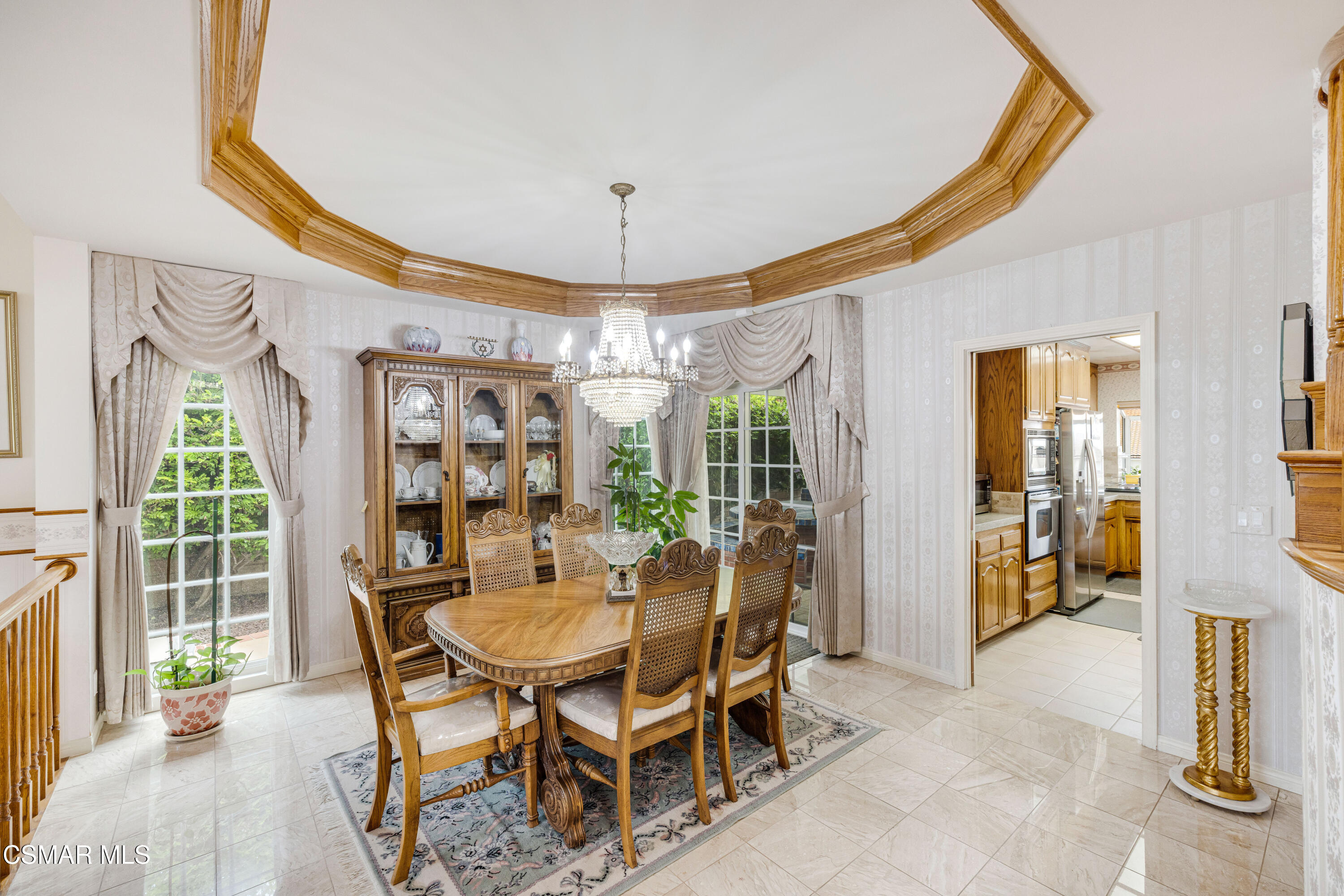 18128 Sandringham Court Porter Ranch, CA 91326 - Photo 10 of 60 Dining room