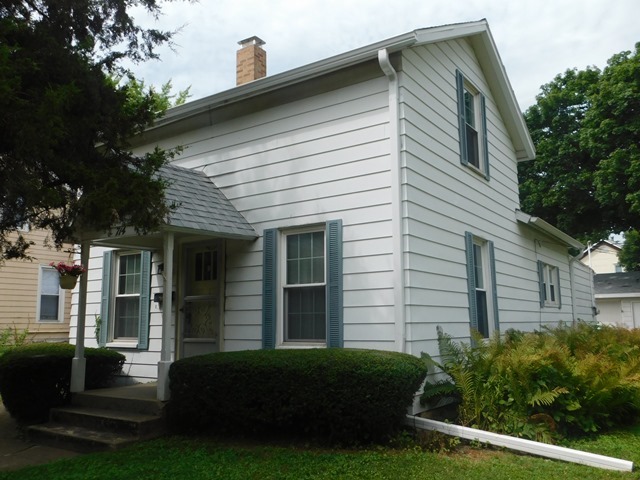 714 North 8th Street Rochelle, IL 61068 - Photo 3 of 17 Gallery Image 3