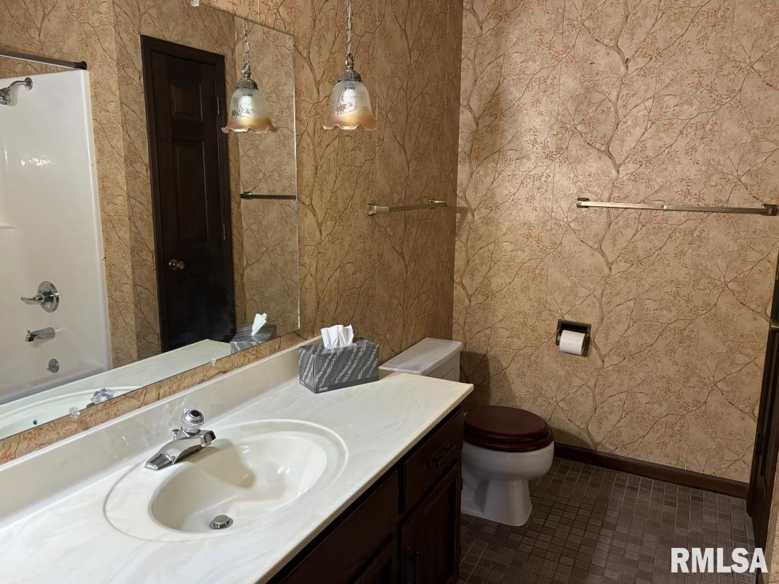 3405 Bluff Road Springfield, IL 62711 - Photo 15 of 38