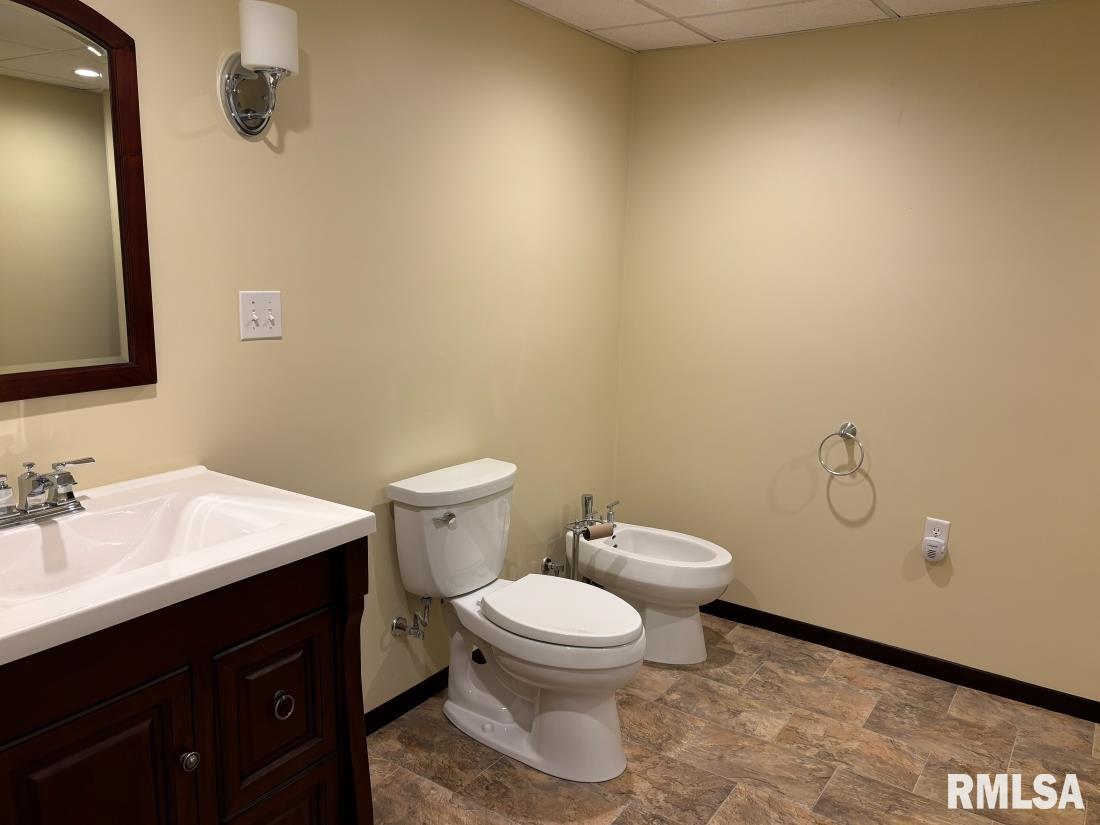 3405 Bluff Road Springfield, IL 62711 - Photo 32 of 38