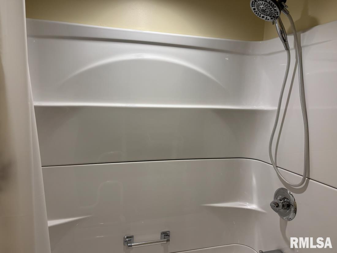 3405 Bluff Road Springfield, IL 62711 - Photo 33 of 38