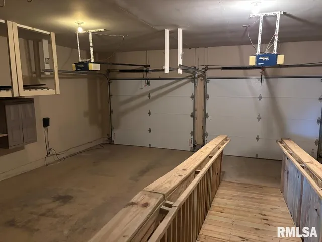 $324,900 | 3405 Bluff Road, Springfield, IL 62711