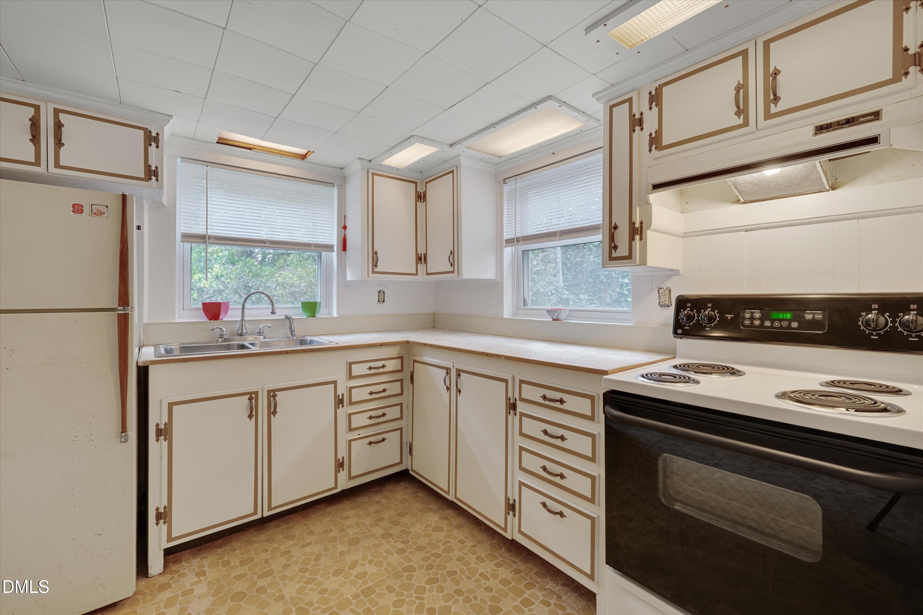 5701 Waycross Street Raleigh, NC 27606 - Photo 13 of 18 Copy of 35-5701 Waycross Street-35