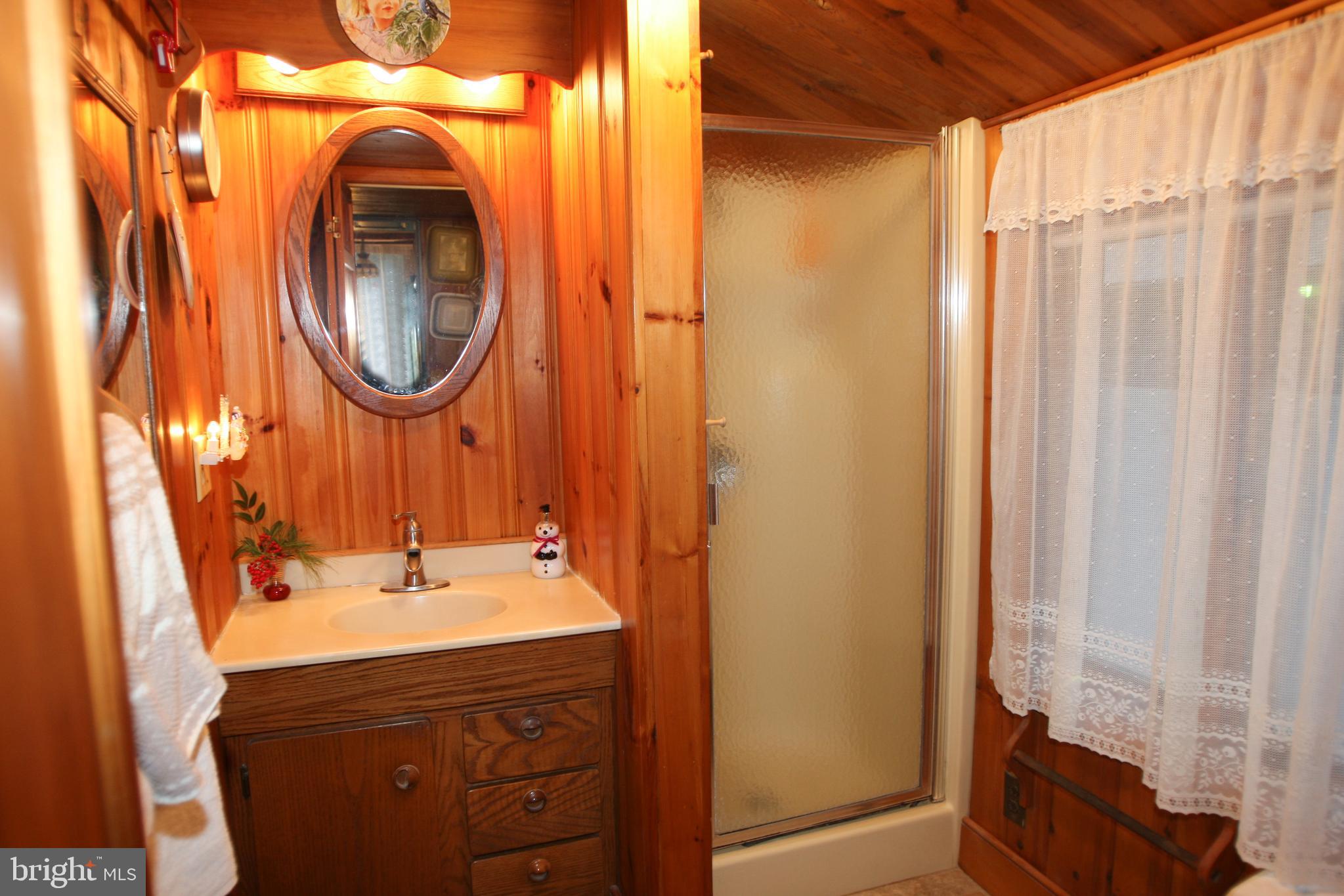308 Northbank Road Landenberg, PA 19350 - Photo 16 of 38 First floor full bath