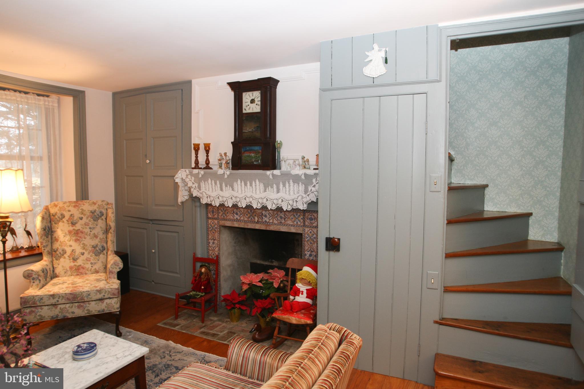 308 Northbank Road Landenberg, PA 19350 - Photo 4 of 38 Stairway to second floor