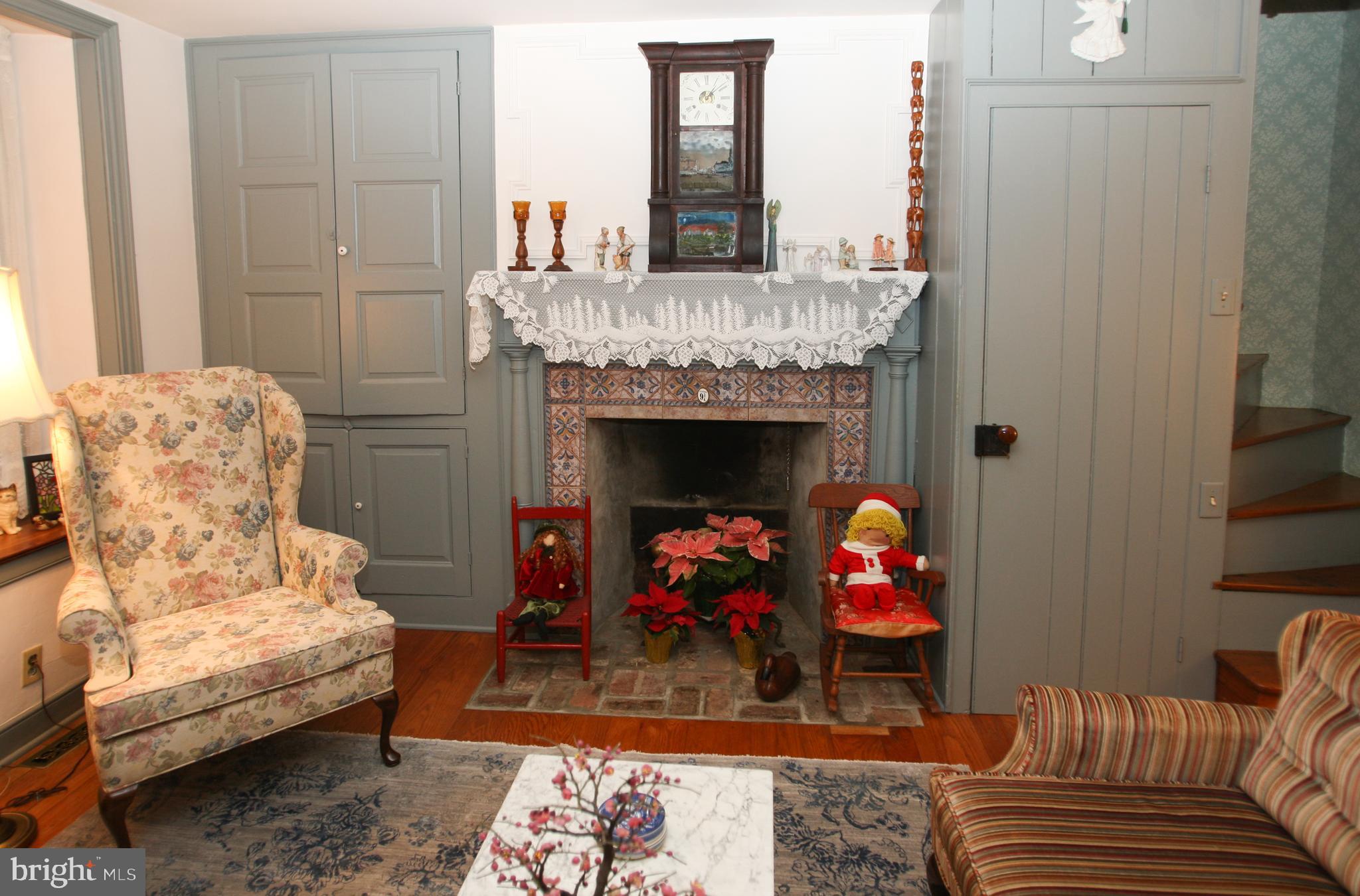308 Northbank Road Landenberg, PA 19350 - Photo 5 of 38 Living room fireplace