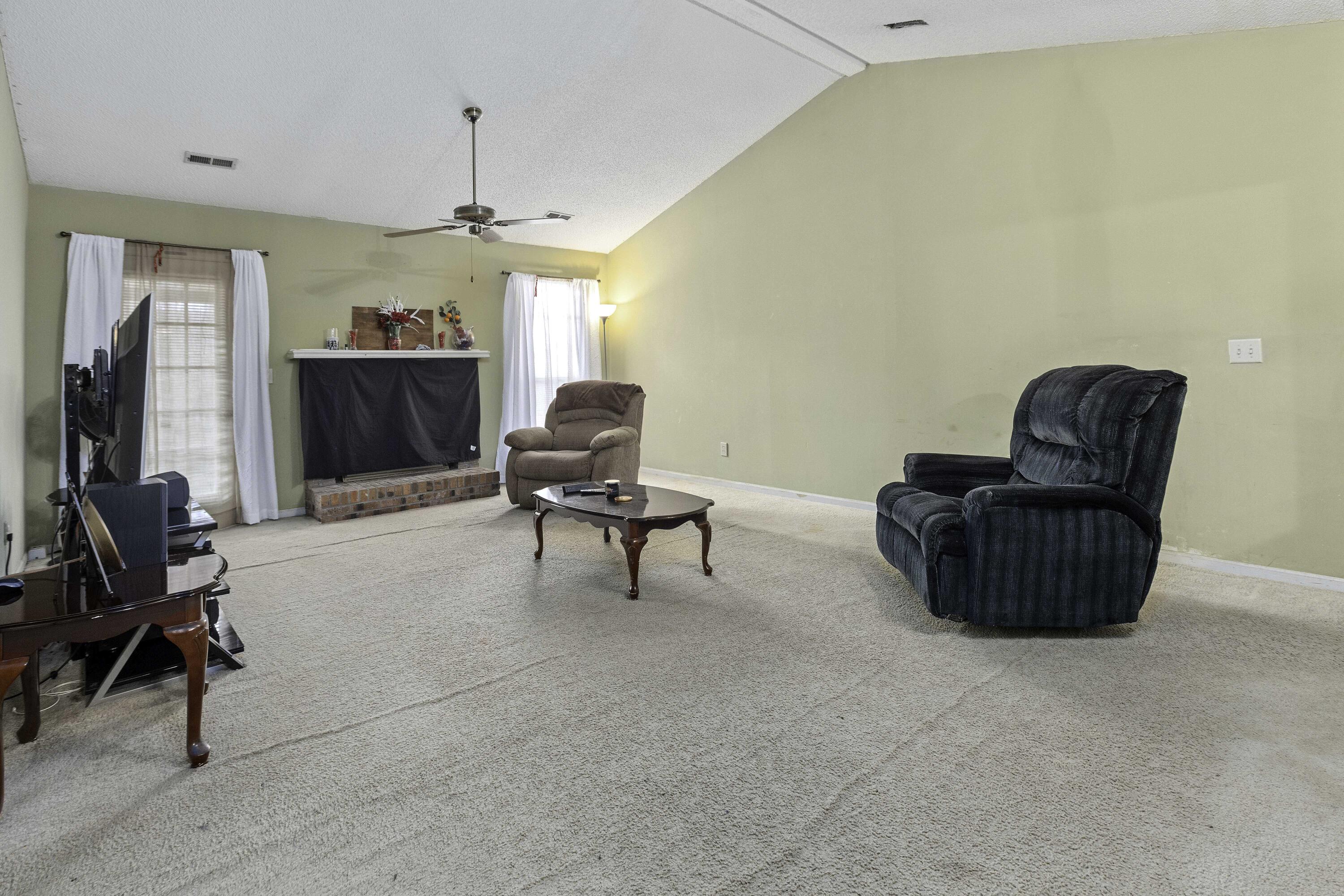 450 Indigo Road Goose Creek, SC 29445 - Photo 4 of 39 450IndigoRd-CasaVerdemediaLLC6