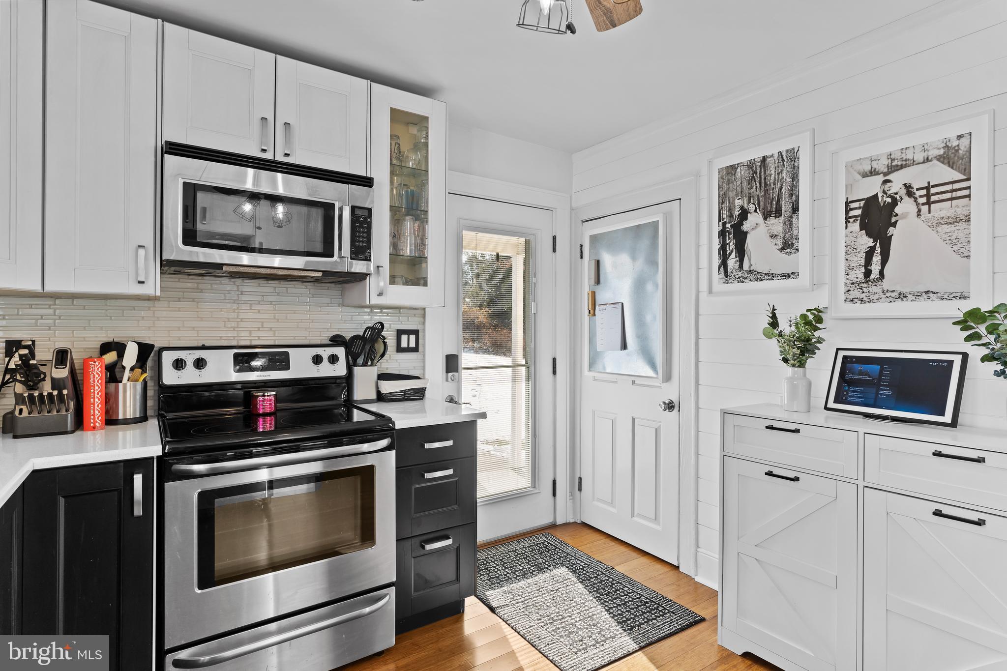 910 West Louther Street Carlisle, PA 17013 - Photo 15 of 39 SS Appliances