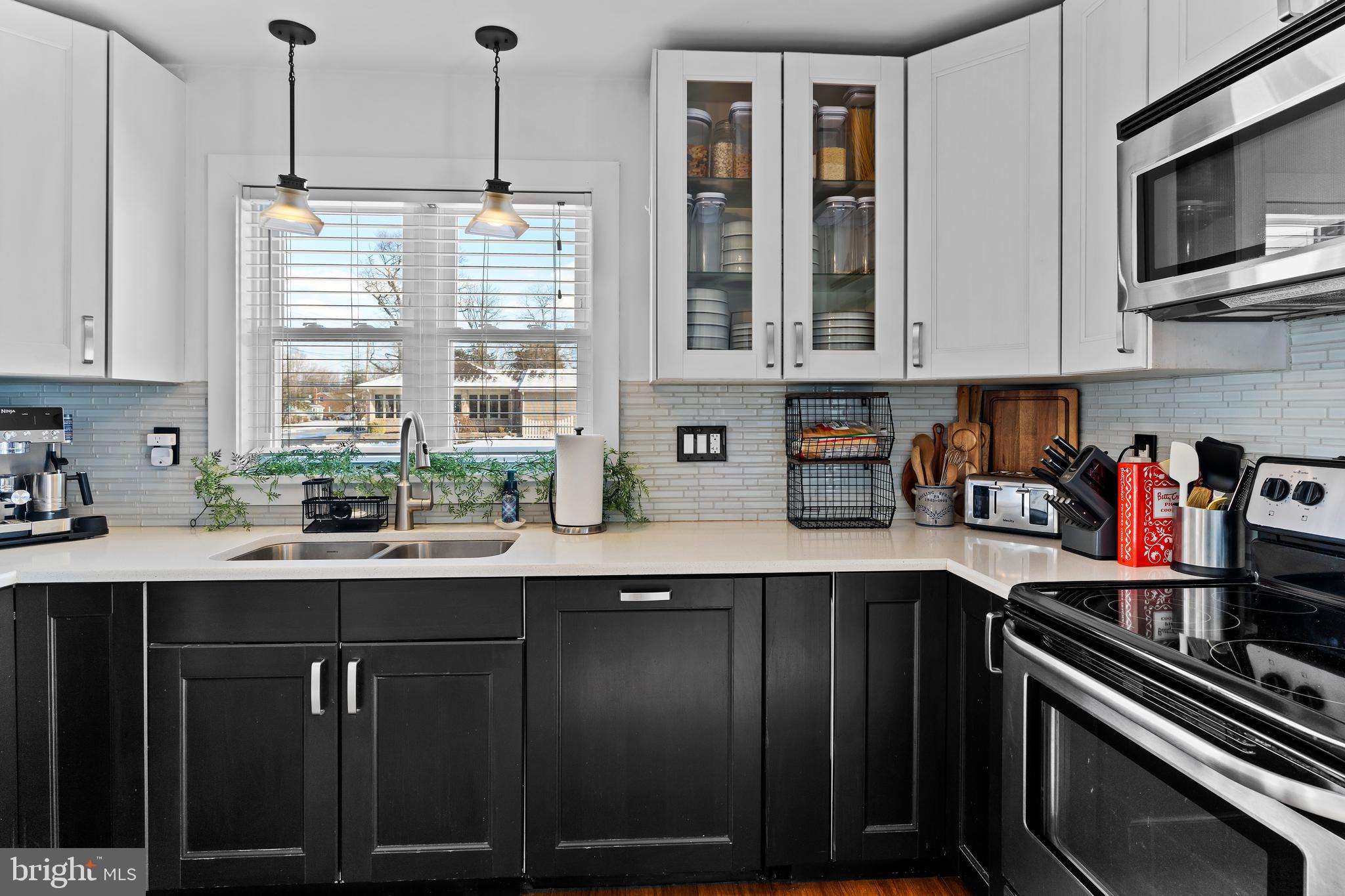 910 West Louther Street Carlisle, PA 17013 - Photo 16 of 39 Great Cooking Space