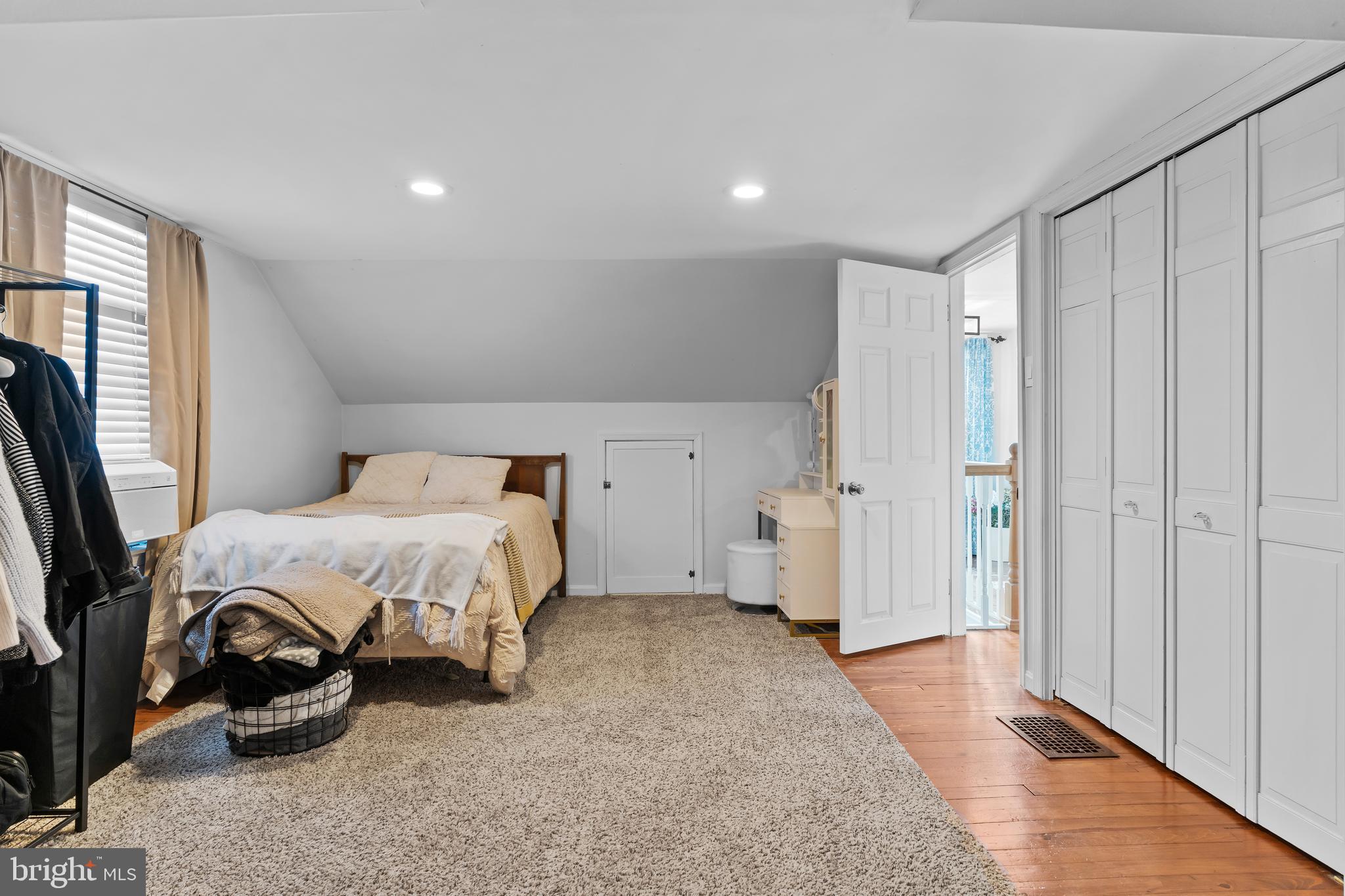 910 West Louther Street Carlisle, PA 17013 - Photo 25 of 39