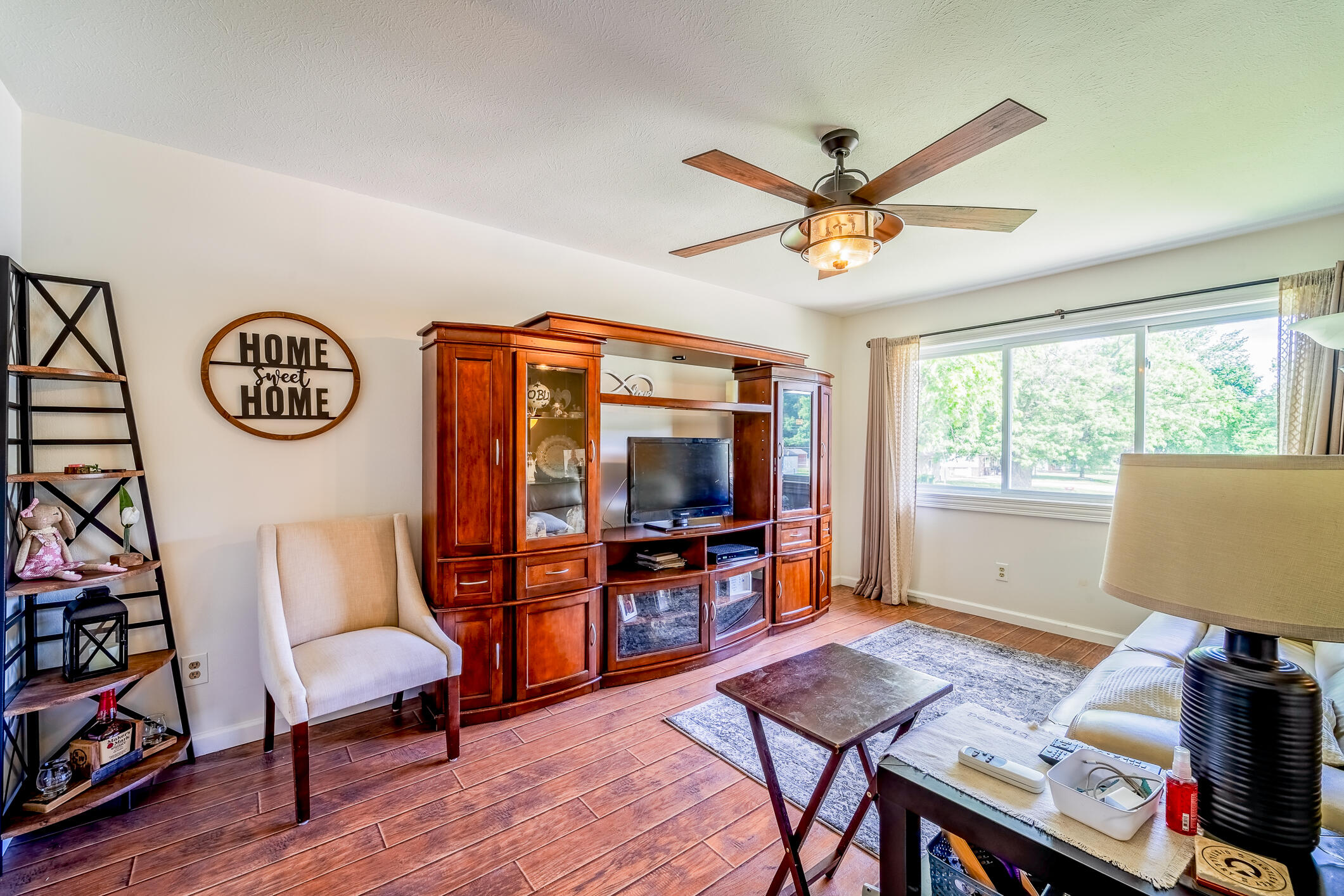 39001 Wade Road Romulus, MI 48174 - Photo 18 of 54 39001 Wade-12