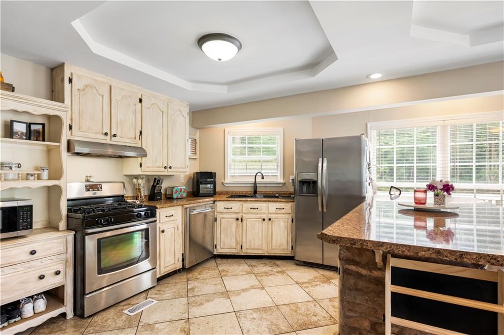 488 Buckley Way Resaca, GA 30735 - Photo 6 of 28