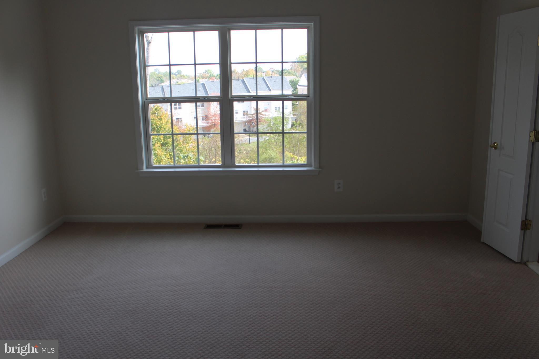 8104 Sport View Road Landover, MD 20785 - Photo 15 of 27 Interior (General)