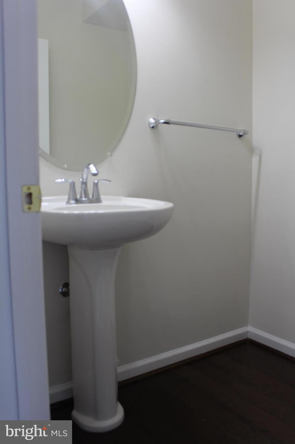 8104 Sport View Road Landover, MD 20785 - Photo 8 of 27 Bath