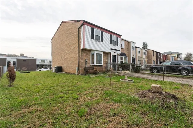 $1,600 | 310 Enright Court, Pittsburgh, PA 15206