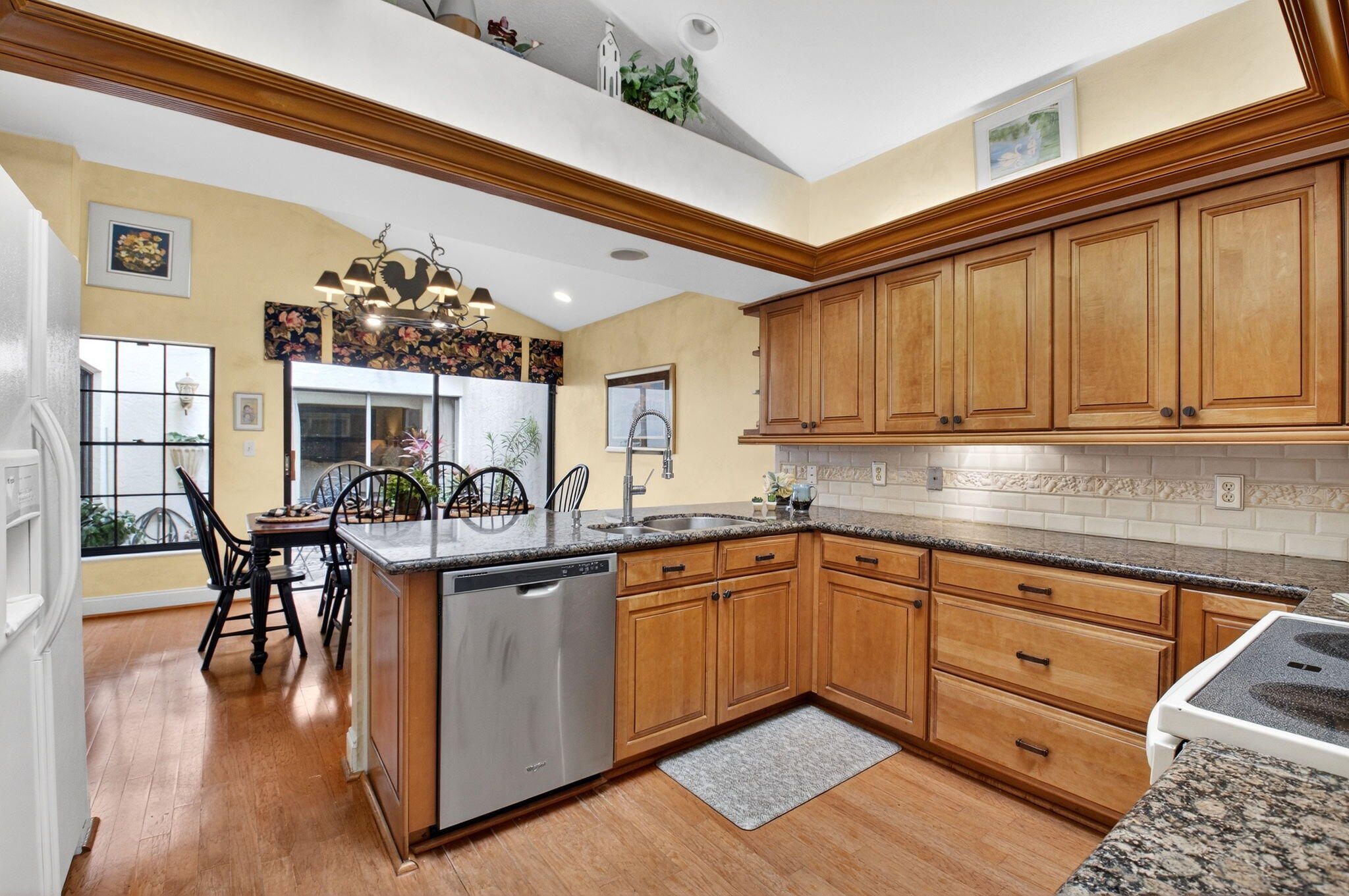 21700 Club Villa Terrace Boca Raton, FL 33433 - Photo 21 of 66 CUSTOM WOOD CABINETS