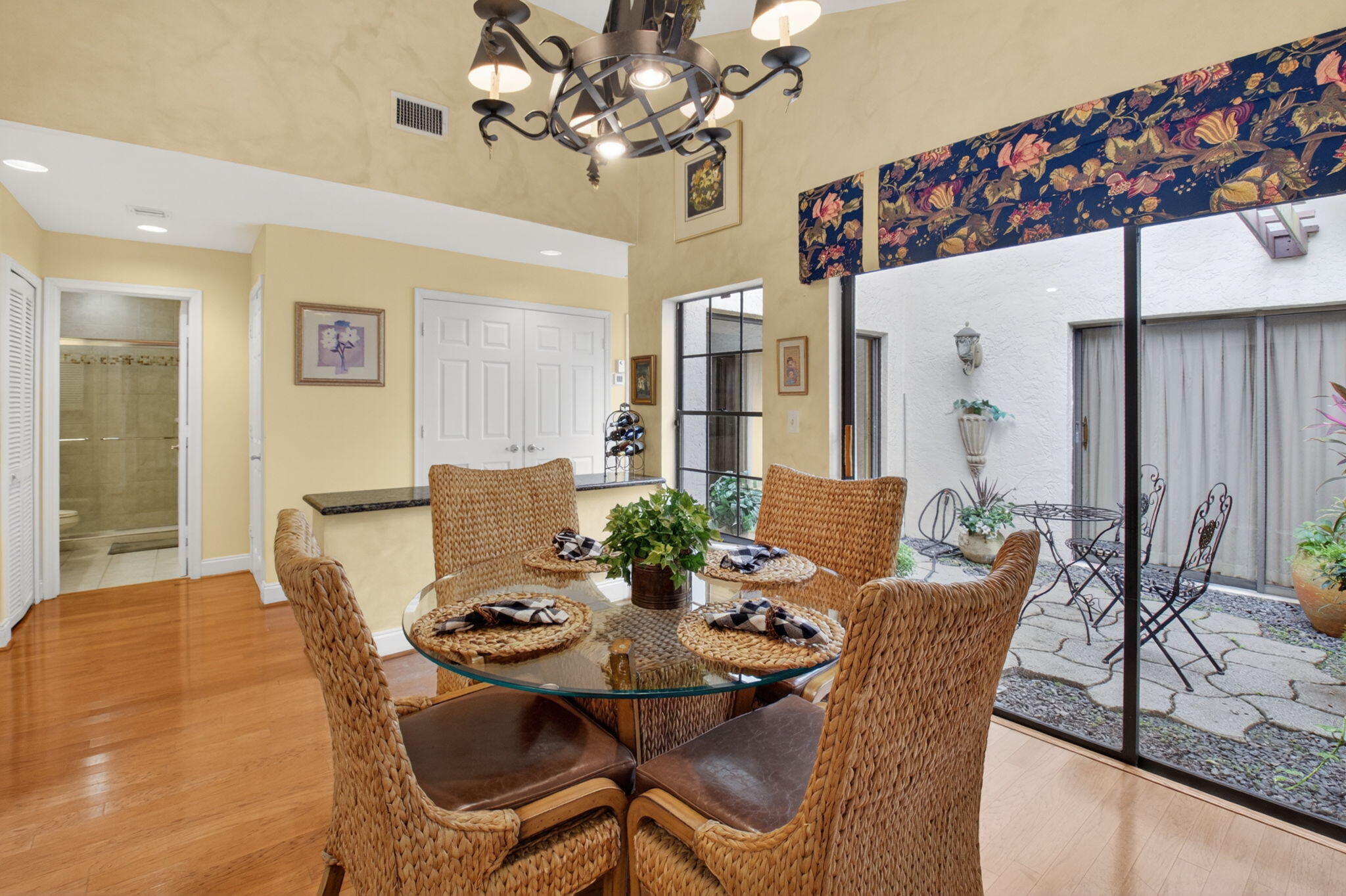 21700 Club Villa Terrace Boca Raton, FL 33433 - Photo 32 of 70 DINING AREA OVERLOOKS ATRIUM