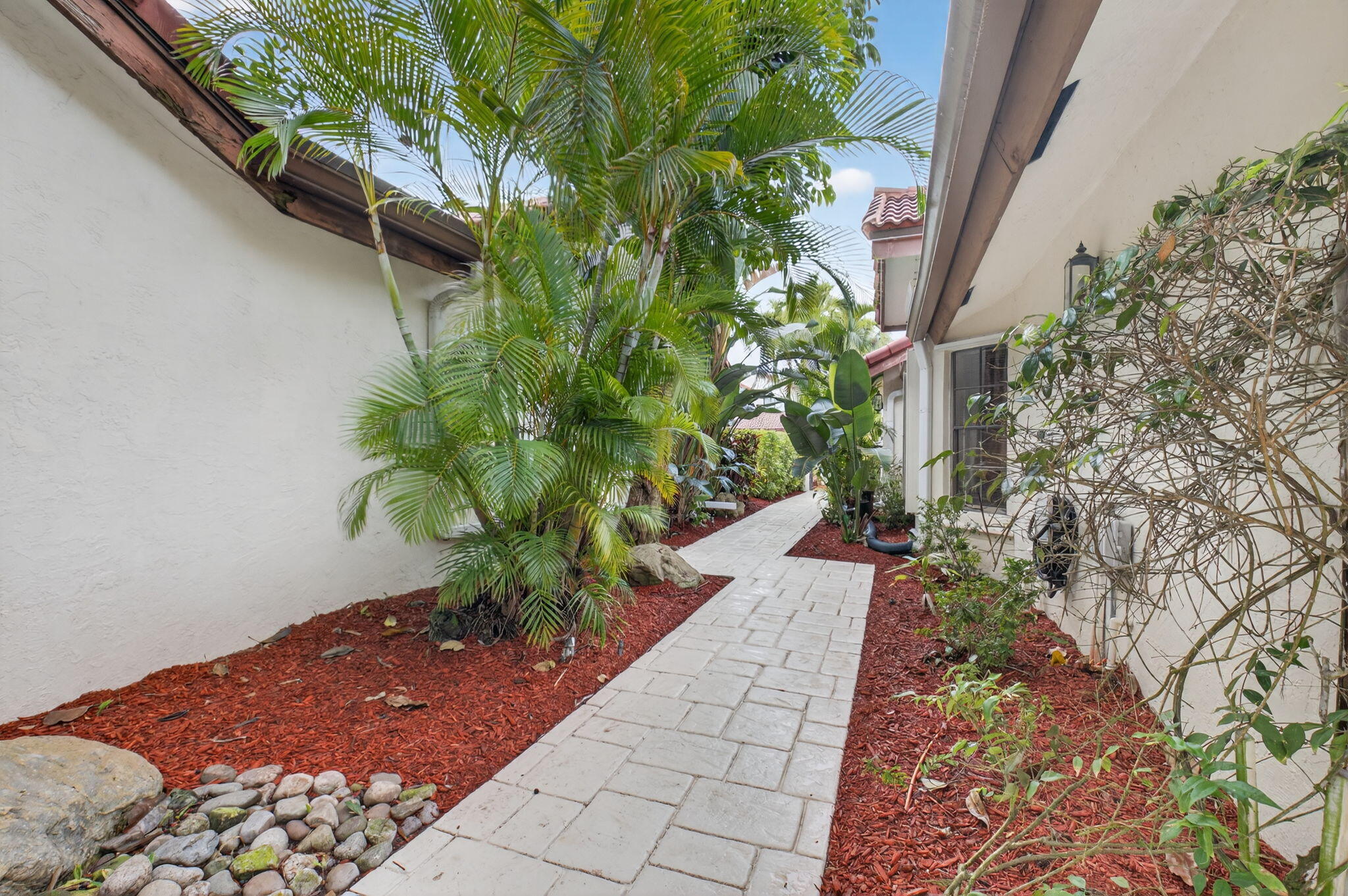 21700 Club Villa Terrace Boca Raton, FL 33433 - Photo 8 of 70 TROPICAL COURTYARD