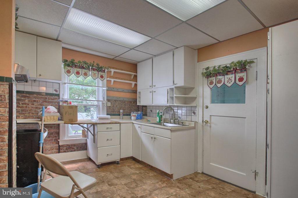 316 Pleasure Road Lancaster, PA 17601 - Photo 7 of 26 Gallery Image 7