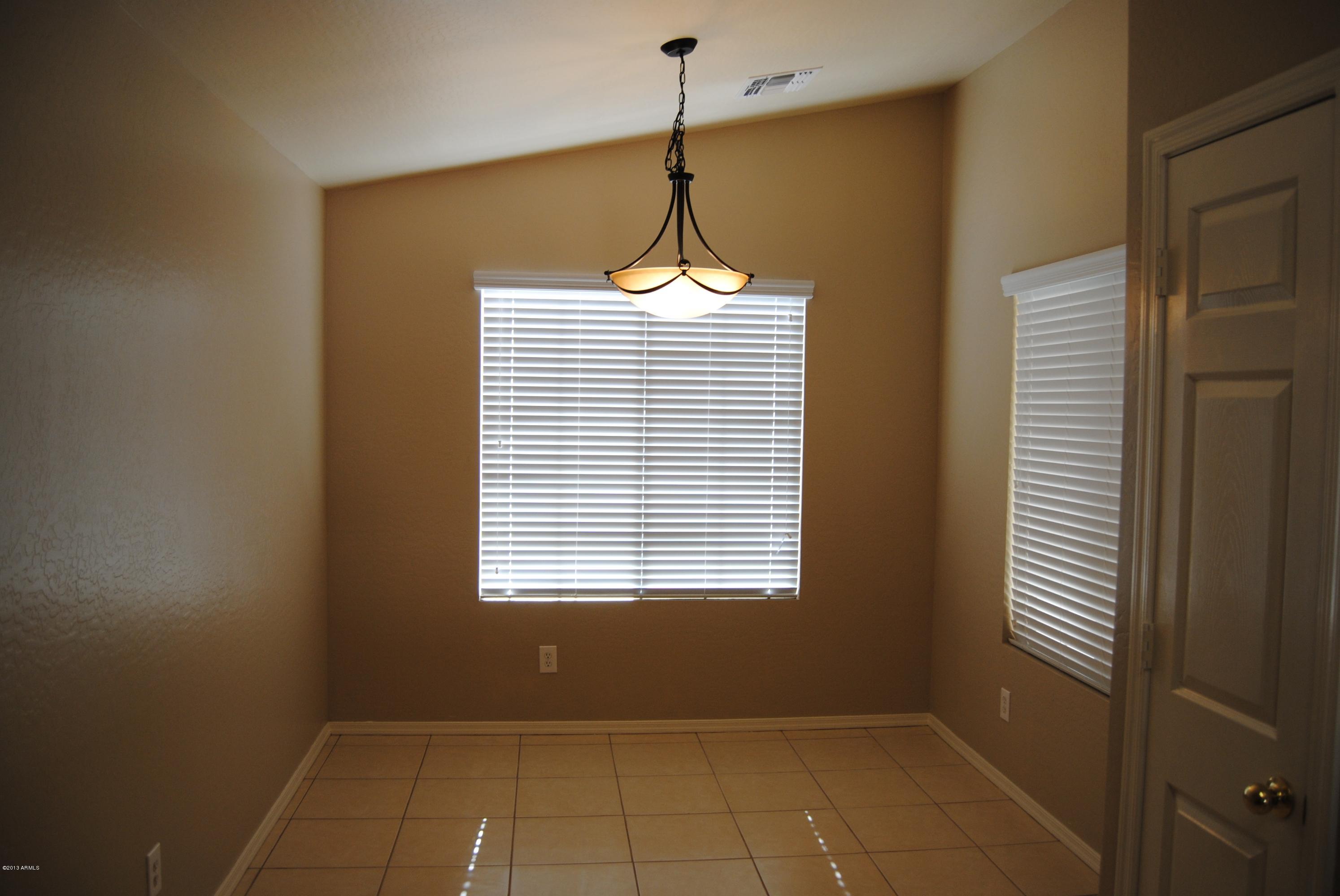 8324 West Cordes Road Tolleson, AZ 85353 - Photo 4 of 15 Eat-In Dining Area
