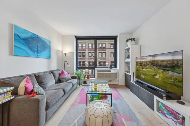 $1,399,999 | 160 1st Street, Unit 805, Jersey City, NJ 07302