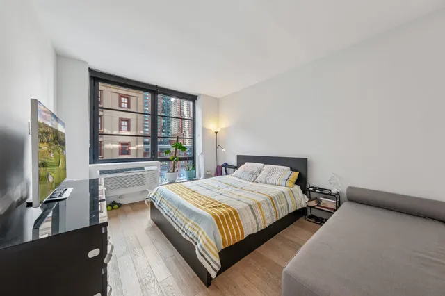 $1,399,999 | 160 1st Street, Unit 805, Jersey City, NJ 07302