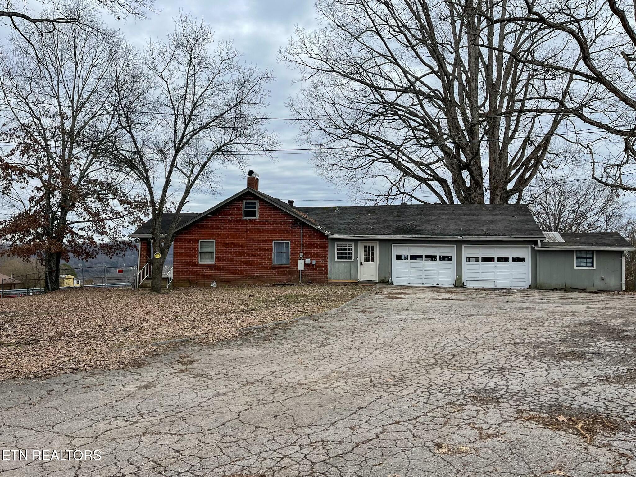 7729 Blueberry Road Powell, TN 37849 - Photo 3 of 14 tempImagezXvezn