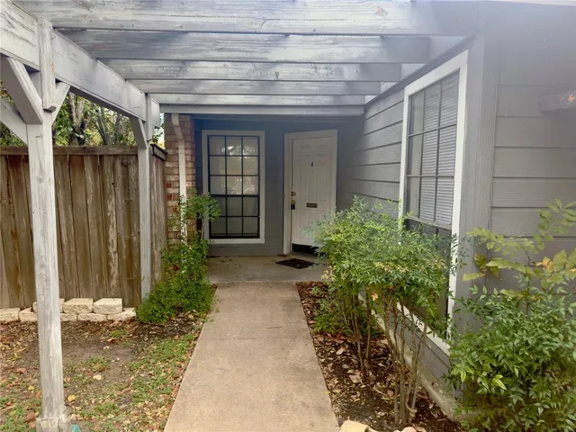 a view of a livingroom with a hardwood