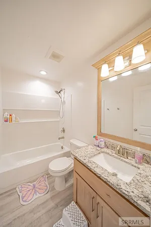 $389,000 | 5758 North Rammell Road, Idaho Falls, ID 83401