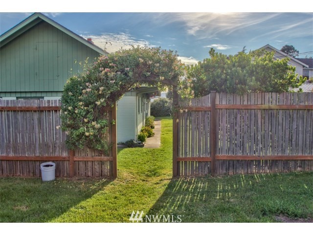 9674 Samish Island Road Bow, WA 98232 - Photo 8 of 25 Gallery Image 8